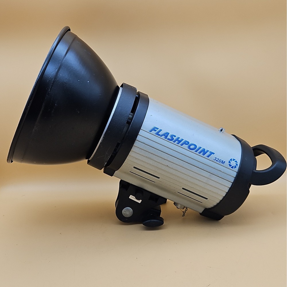 Flashpoint 320M 150 Watt AC/DC Monolight Strobe Flash Tested Works